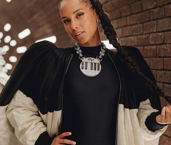 Celebrity nails Alicia Keyes wearing Kiara Sky Nails